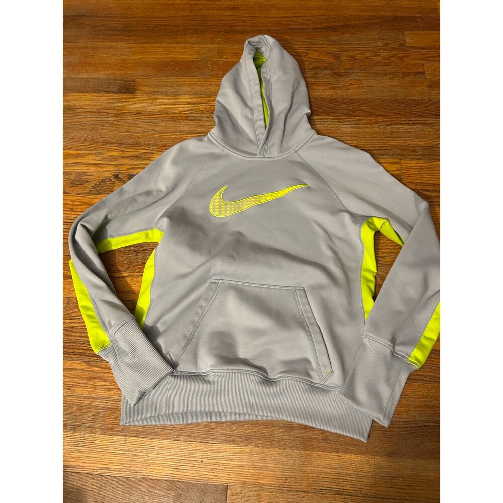 Nike Medium Hoodie